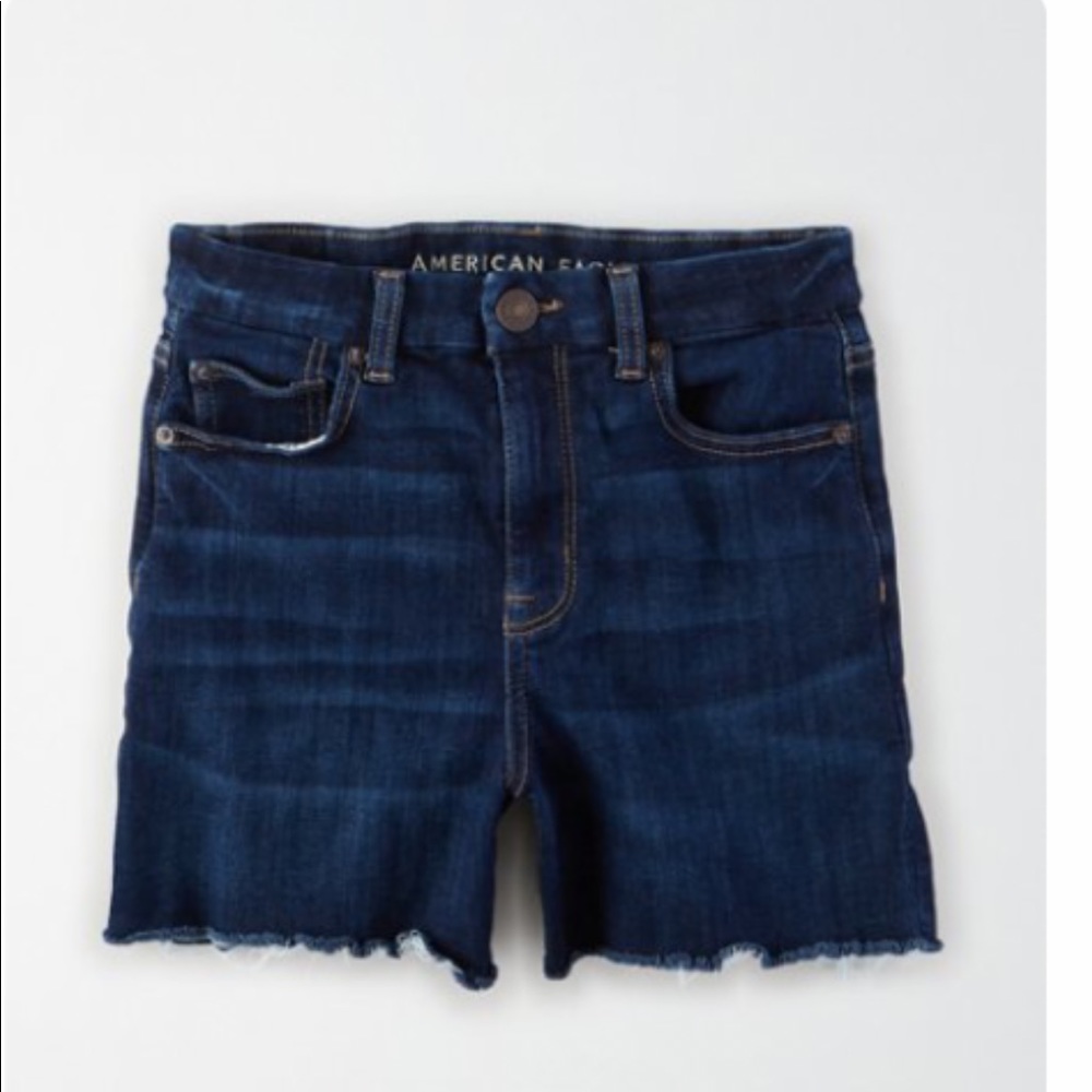 🦅 American Eagle High-waisted shorts